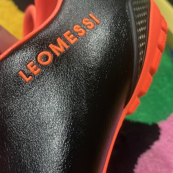 Gently used soccer shoes unisex 100% authentic designed by myself Nike Id - Picture 8 of 9